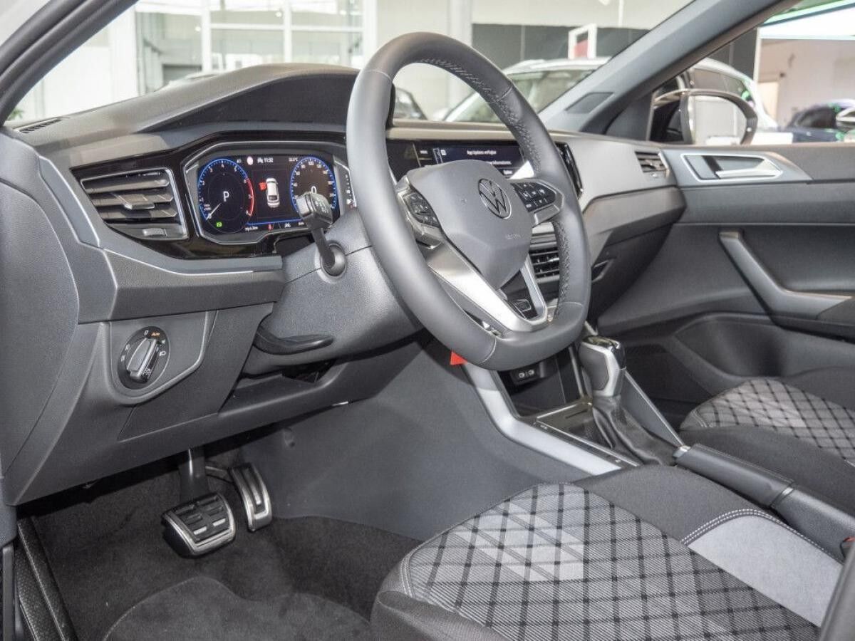 Volkswagen Taigo R-Line 1,0 l TSI DSG *BIS 31.12.*🏷️