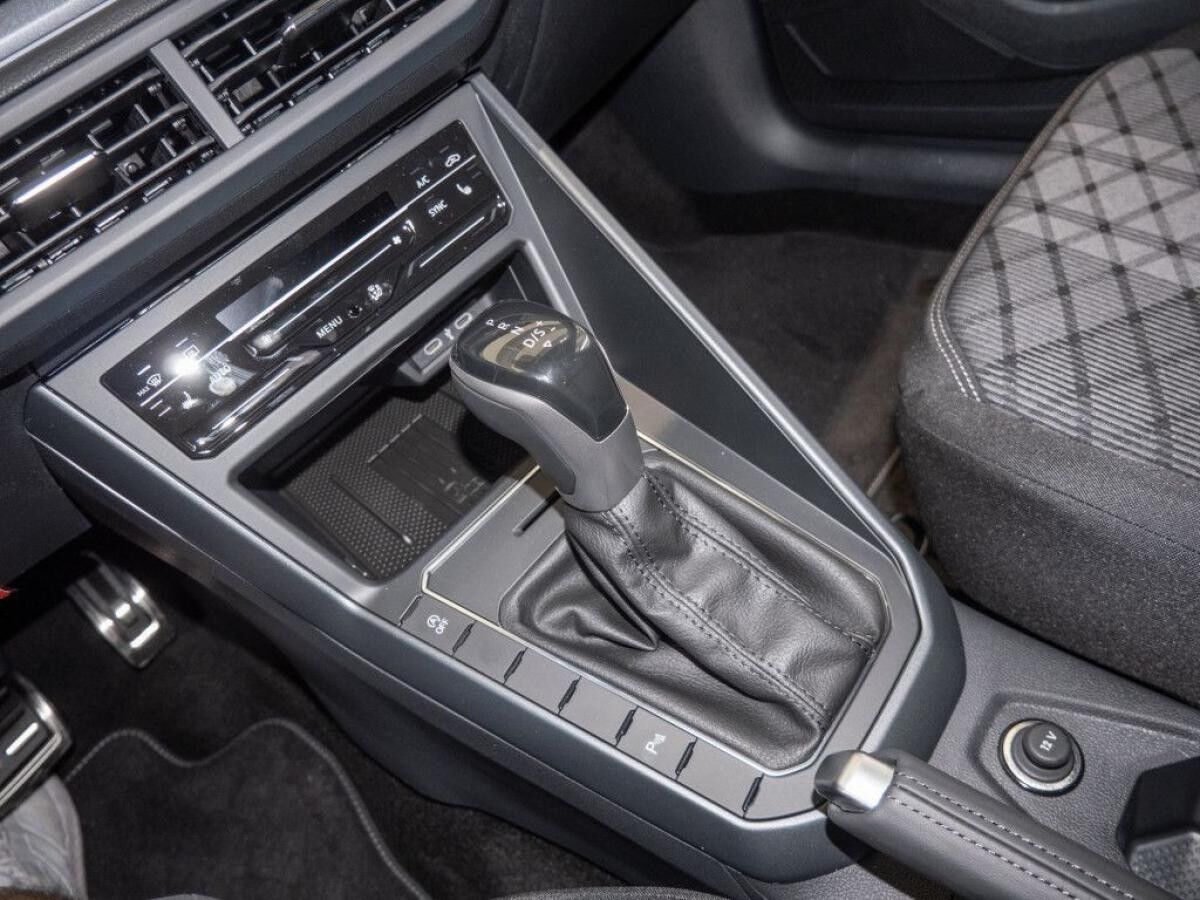 Volkswagen Taigo R-Line 1,0 l TSI DSG *BIS 31.12.*🏷️