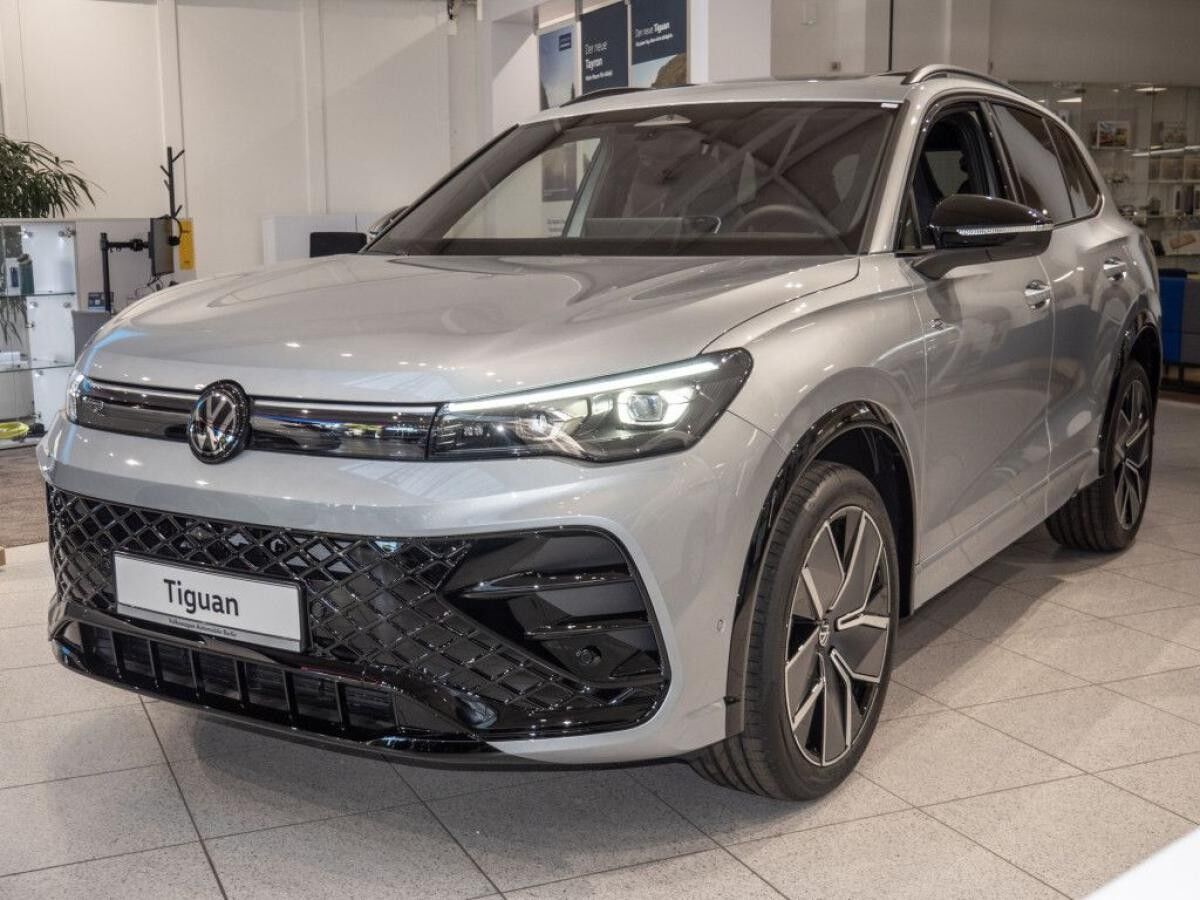 Volkswagen Tiguan R-Line 2,0 l TSI 4M DSG *BIS 31.12.*🏷️