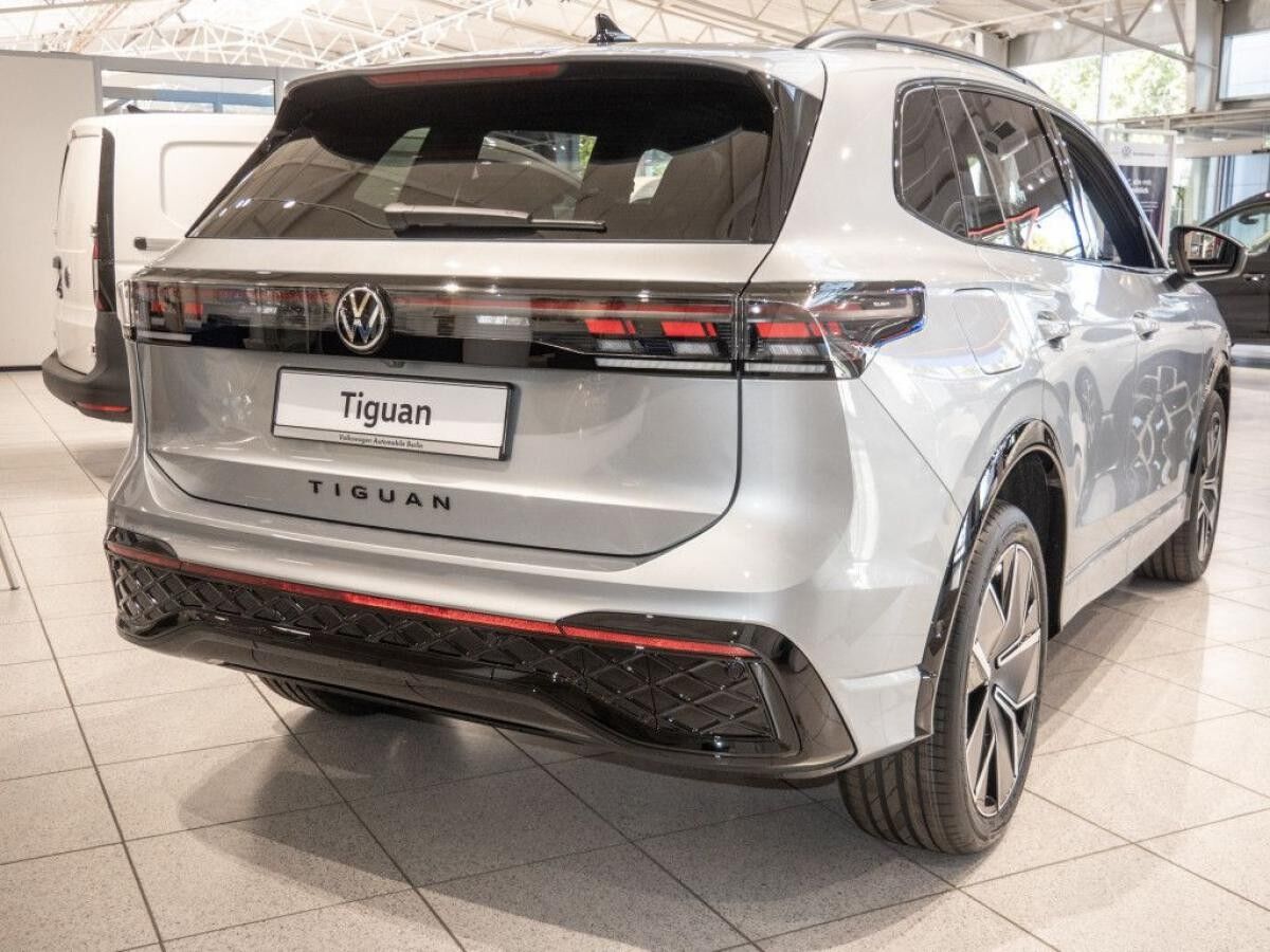 Volkswagen Tiguan R-Line 2,0 l TSI 4M DSG *BIS 31.12.*🏷️
