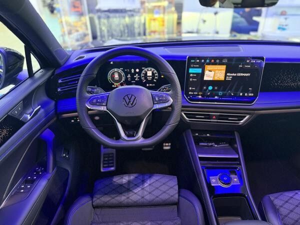 Volkswagen Tiguan R-Line eHybrid SOFORT VERFÜGBAR!!!