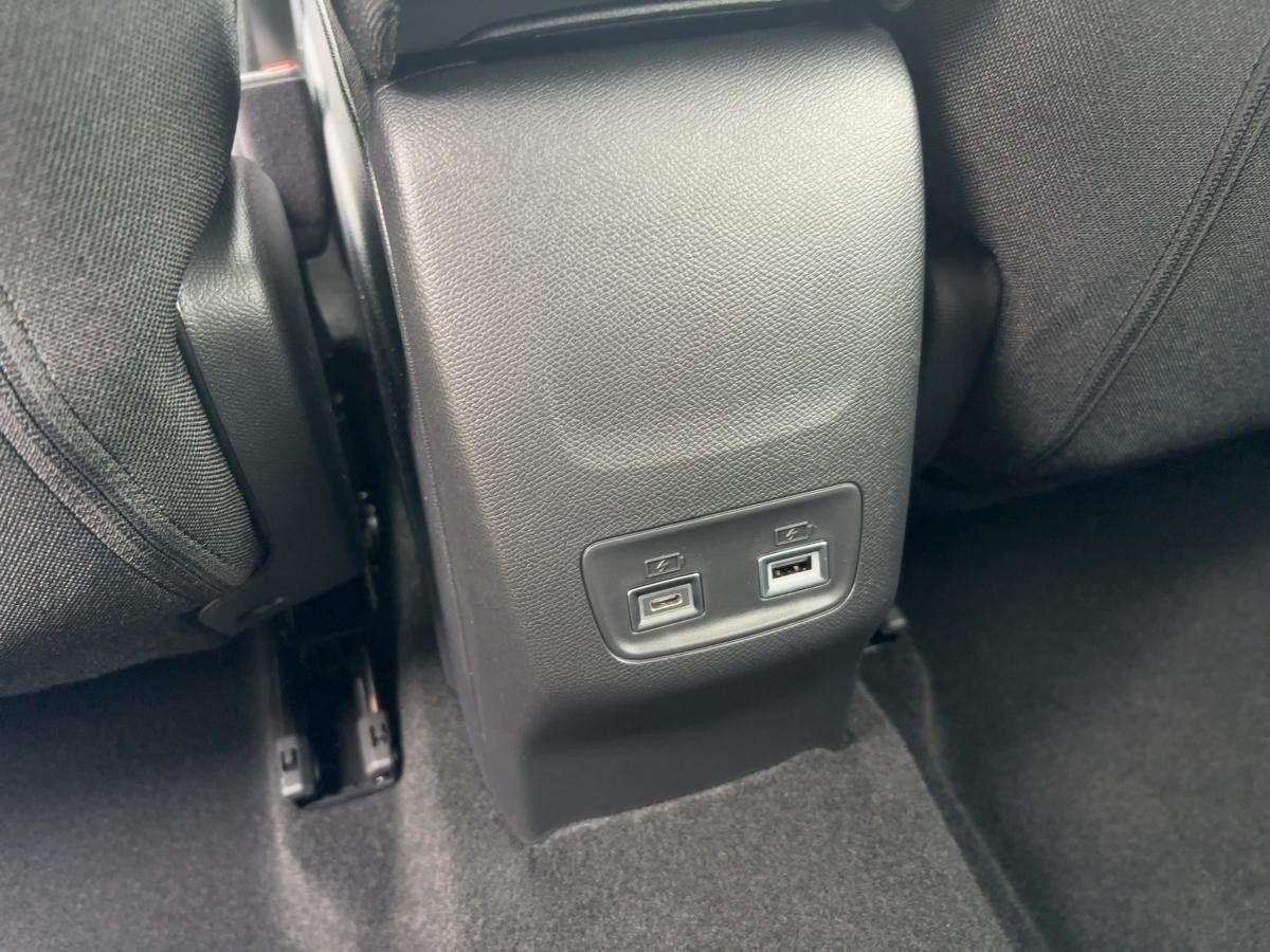 Peugeot 208 Business Hybrid 110 - Sitzheizung,Navi,Kamera