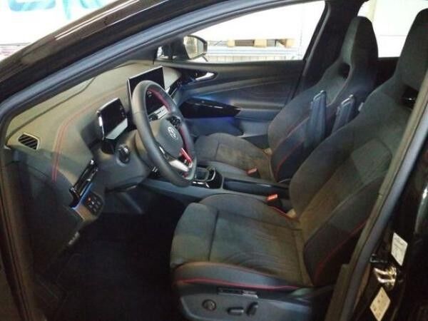 Volkswagen ID.5 GTX*4M*360*MATRIX*LANE*PANO*MASSAGE*PDC*