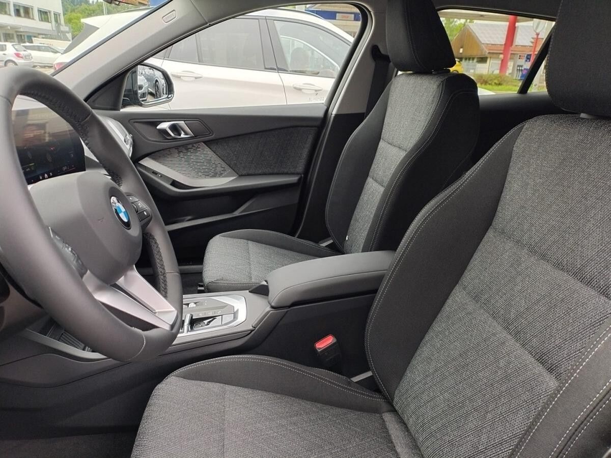 BMW 118 d DAB LED RFK Komfortzg. Parkassistent Shz