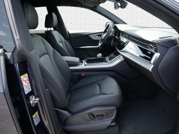 Audi Q8 55 TFSI quattro S line air*Tour*360°*Matrix*