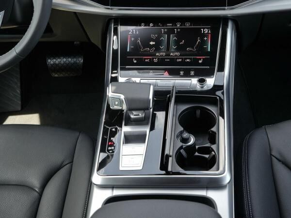Audi Q8 55 TFSI quattro S line air*Tour*360°*Matrix*