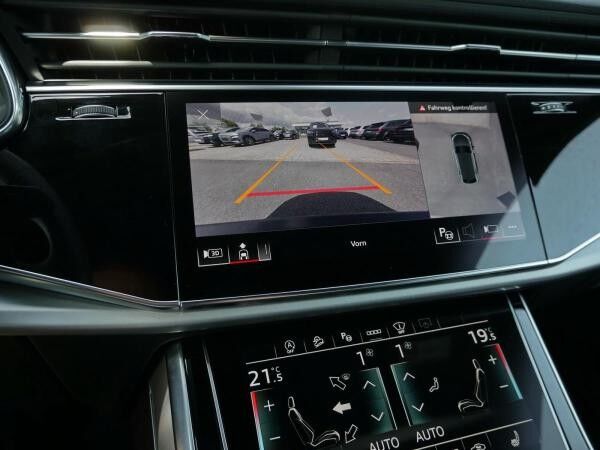 Audi Q8 55 TFSI quattro S line air*Tour*360°*Matrix*
