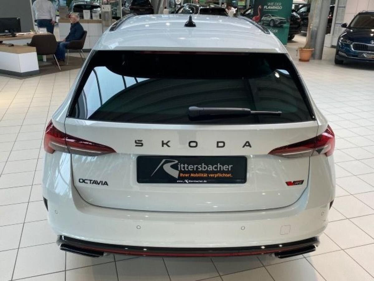 Skoda Octavia Combi RS 2,0 TSI 7-Gang-DSG Sofort Verfügbar