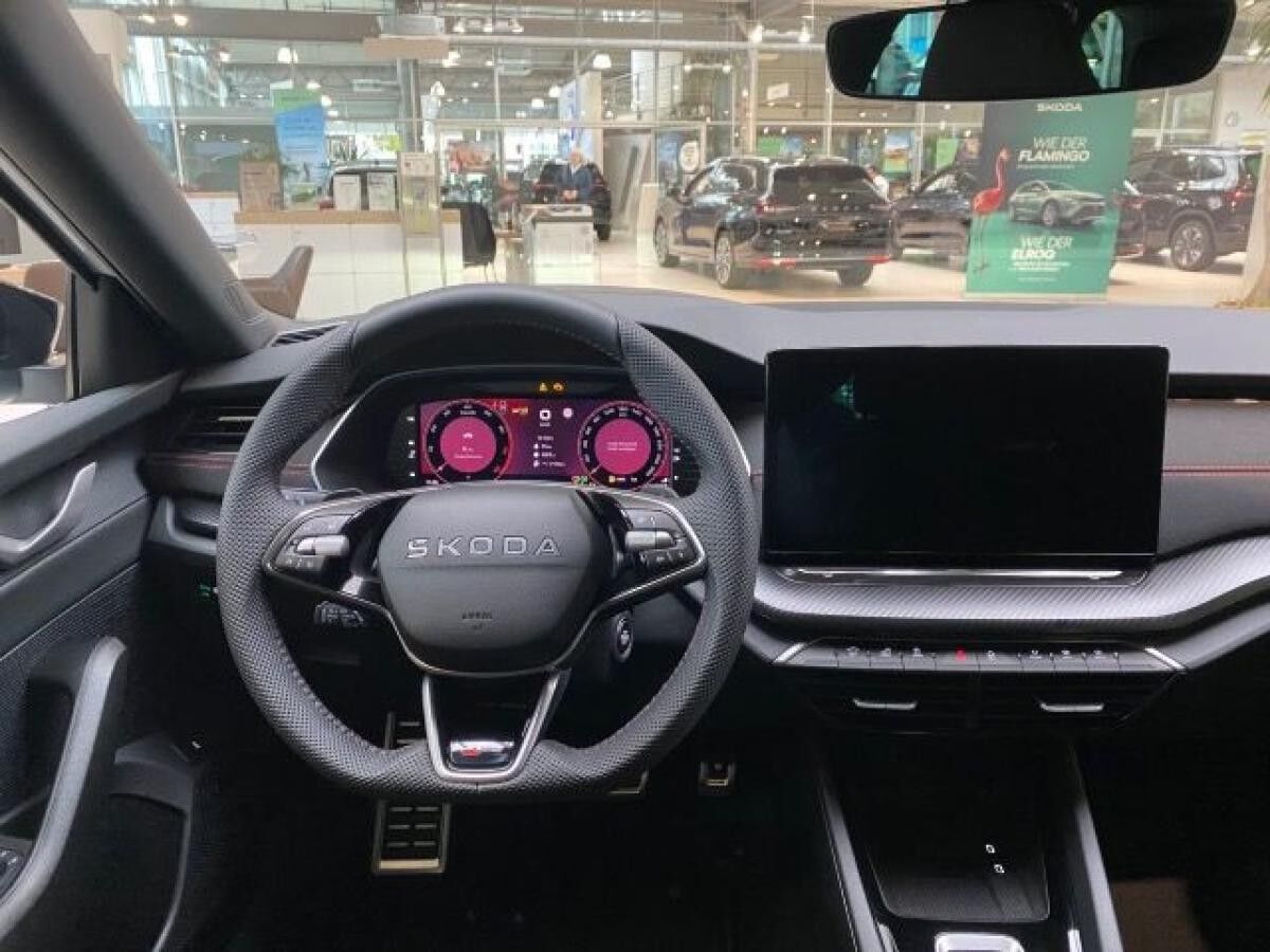 Skoda Octavia Combi RS 2,0 TSI 7-Gang-DSG Sofort Verfügbar