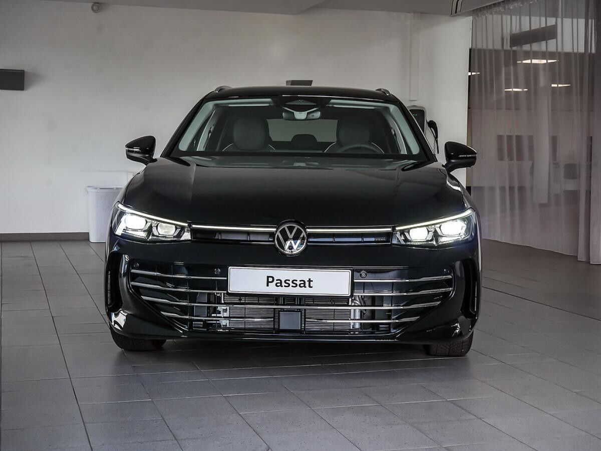 Volkswagen Passat Elegance 1,5 l eHybrid 110 kW (150 PS) / 85 KW (115 PS) DSG