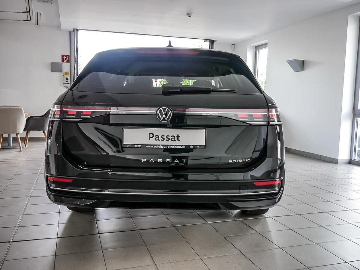 Volkswagen Passat Elegance 1,5 l eHybrid 110 kW (150 PS) / 85 KW (115 PS) DSG