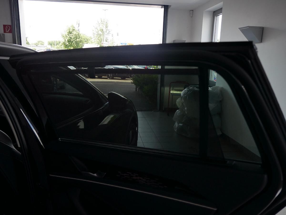 Volkswagen Passat Elegance 1,5 l eHybrid 110 kW (150 PS) / 85 KW (115 PS) DSG