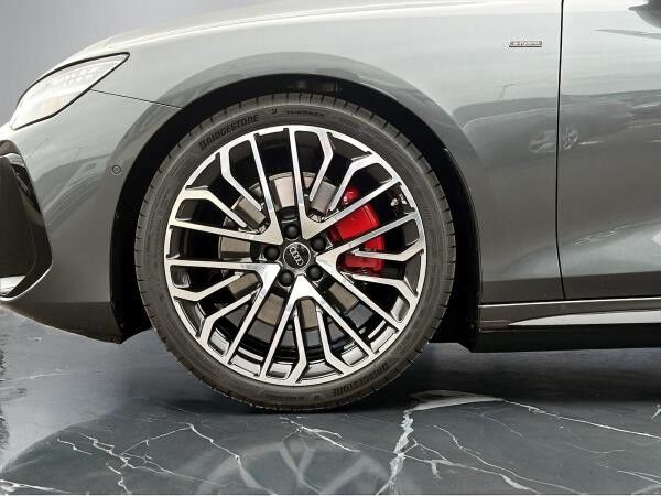 Audi A6 Avant e-hybrid quattro 220 kW S tronic S line 0,5 % Verst. +AHK + +TECH PLUS + 360 ° + MATRIX *GEWER