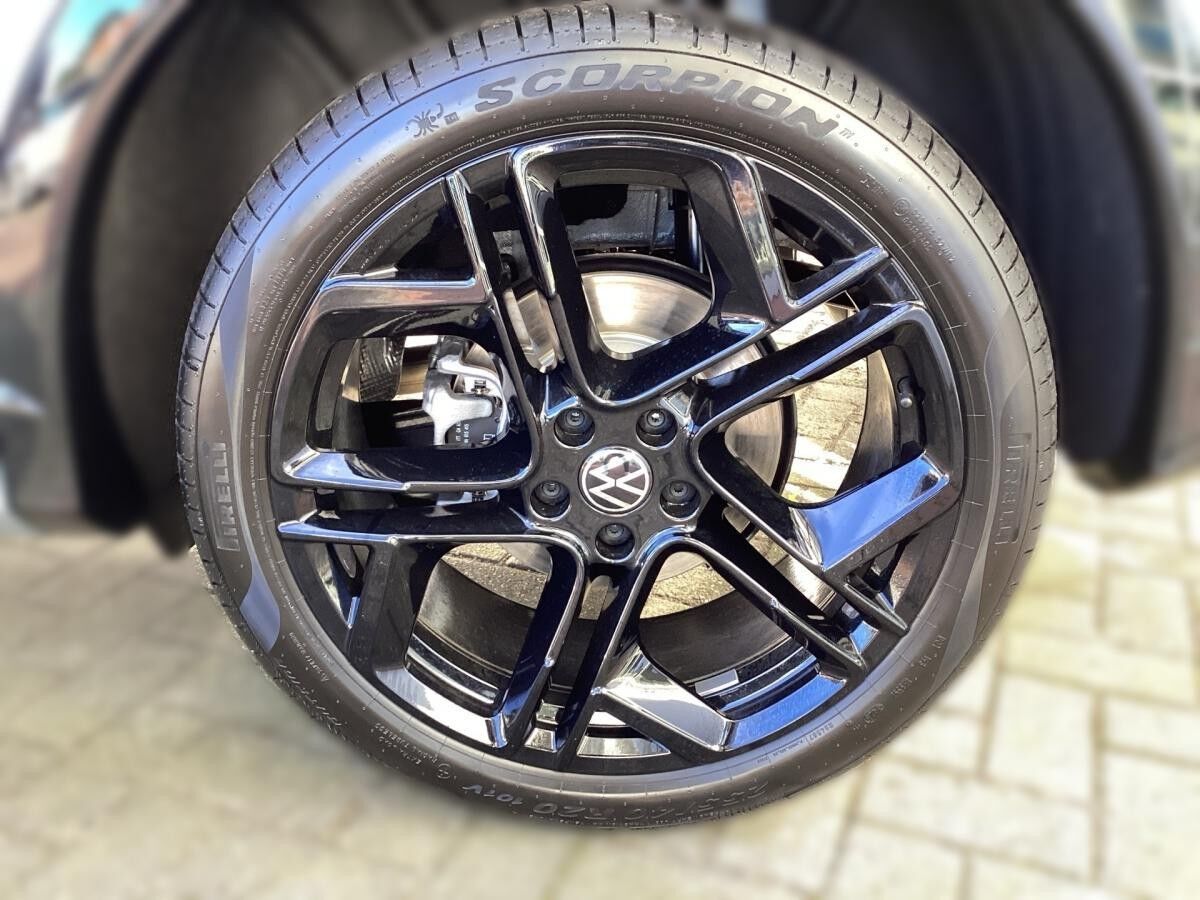 Volkswagen Tiguan R-Line *SOFORT VERFÜGBAR!* 2,0 l TDI SCR 110 kW (150 PS) 7-Gang-Doppelkupplungsgetriebe DSG