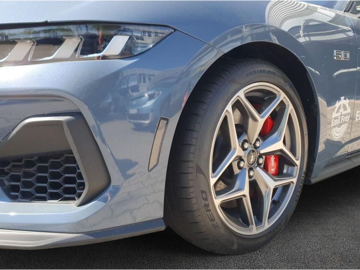 Ford Mustang GT Fastback*V8*AUTOMATIK!!!*INKL. FRACHT!!!