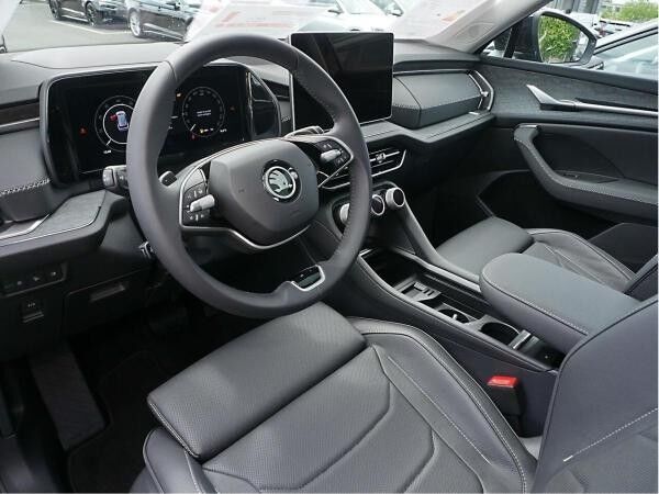 Skoda Kodiaq 1.5 TSI m-HEV Selection DSG 7Si AHK Pano