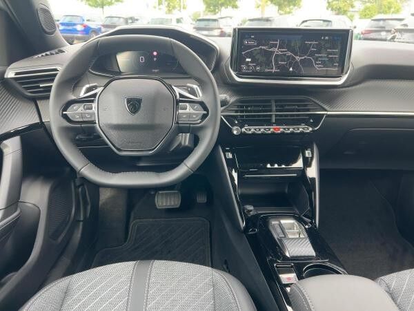 Peugeot 2008 Business Benzin 100 - Navi,Kamera,Sitzheizung