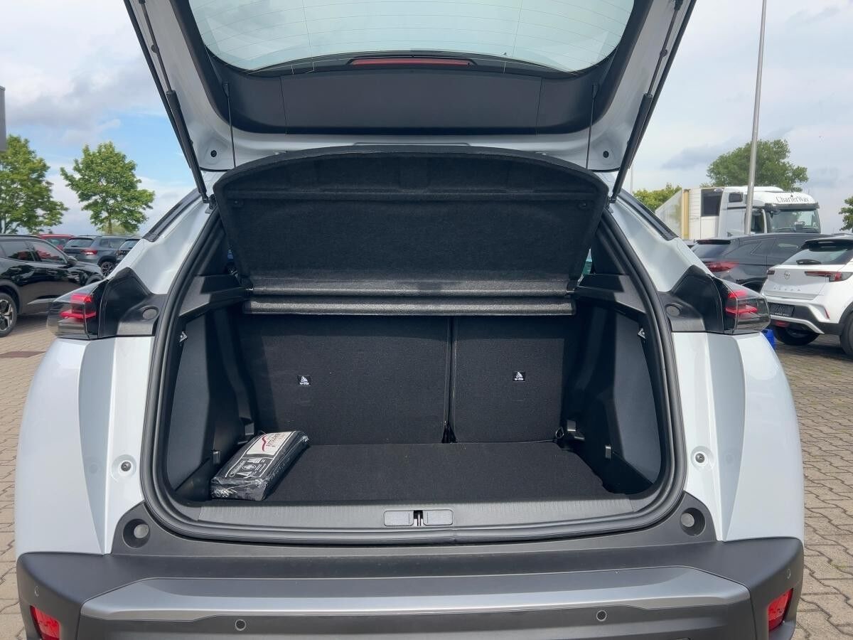 Peugeot 2008 Business Benzin 100 - Navi,Kamera,Sitzheizung