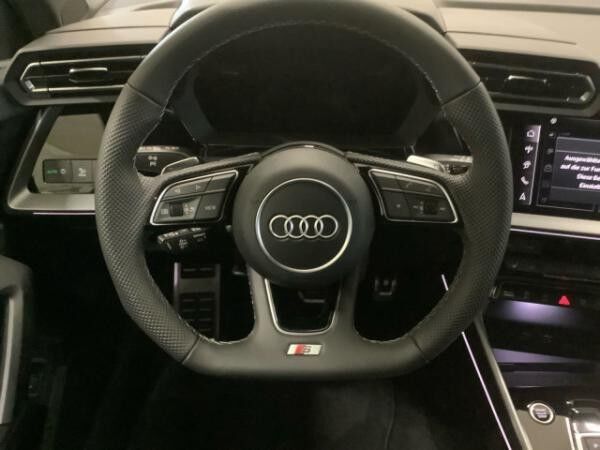 Audi A3 Sportback S line,  Adapt. ACC,  Keyless, RFK, LED