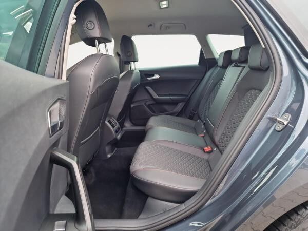 Seat Leon Sportstourer 1.5 eTSI FR ACC AUT DynLicht
