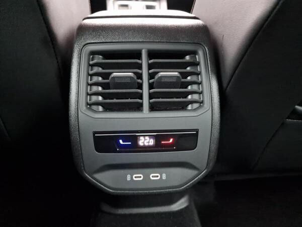 Seat Leon Sportstourer 1.5 eTSI FR ACC AUT DynLicht