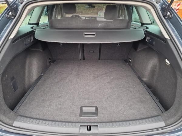 Seat Leon Sportstourer 1.5 eTSI FR ACC AUT DynLicht