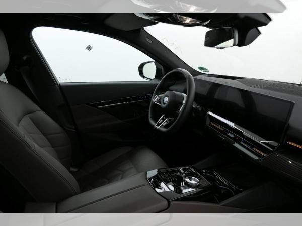 BMW 520 d xDrive M Sportpaket*AHK*Komfortsitz*Sitzbelüftung*