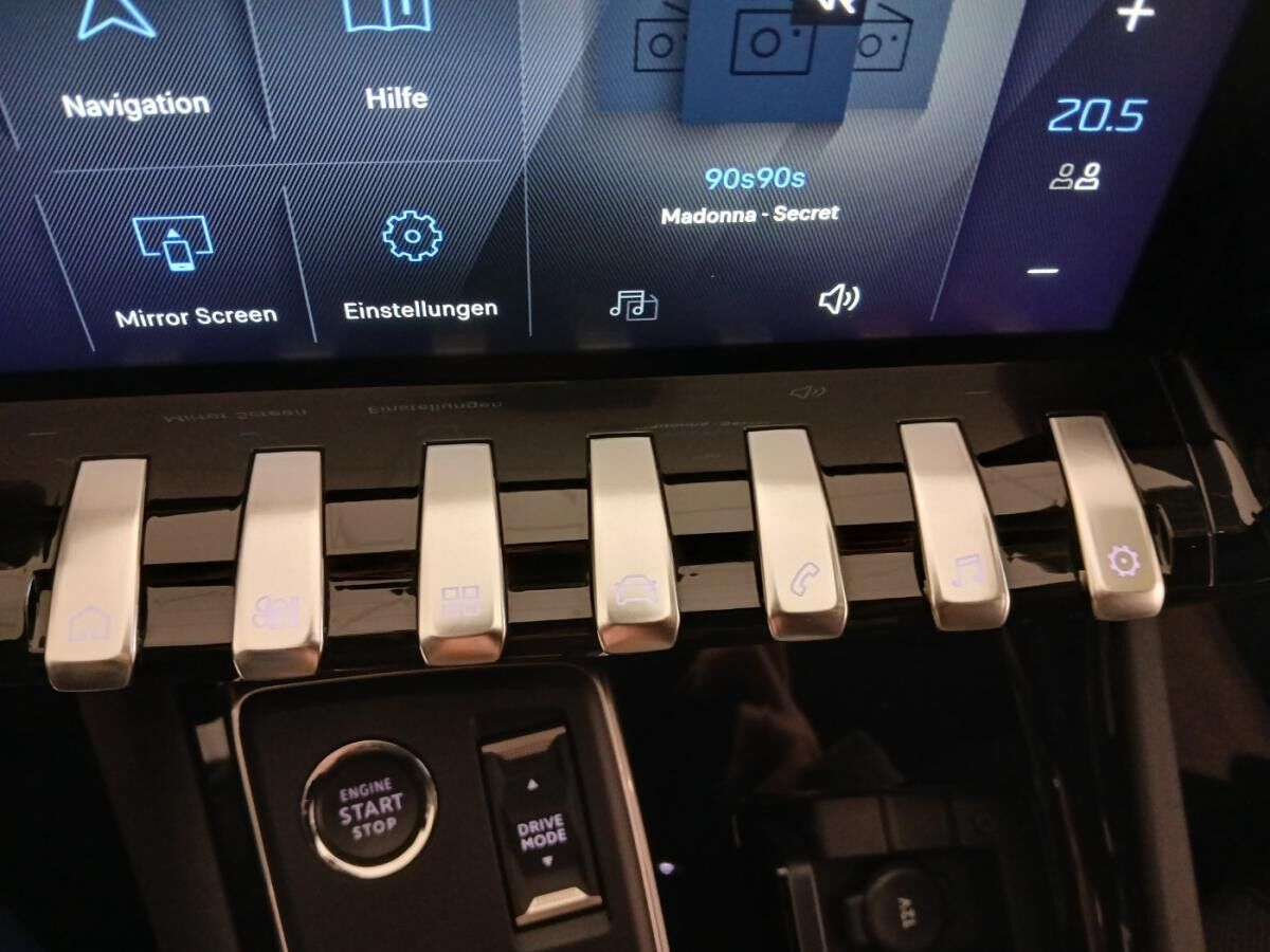 Peugeot 508 1.5BlueHDi Navi,Rückfahrkamera,Sitzheizung