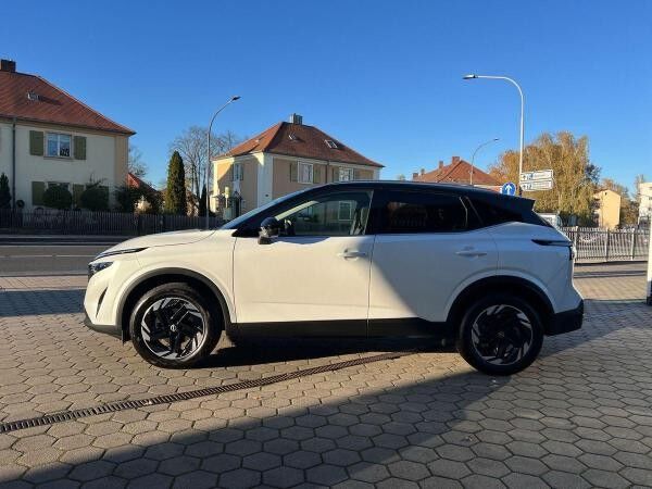 Nissan Qashqai 1.3 DIG-T DESIGN