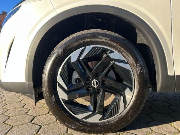 Nissan Qashqai 1.3 DIG-T DESIGN
