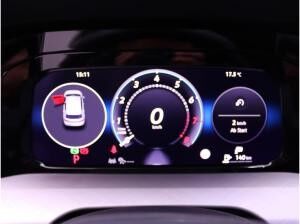 Volkswagen Golf VIII Life 1.5eTSI DSG / Navi, HuD, App, LED