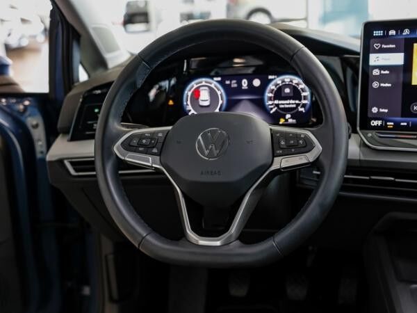 Volkswagen Golf VIII 1,5 TSI Life ACC LED AppConnect Alu Parkpilot Sitzheizg