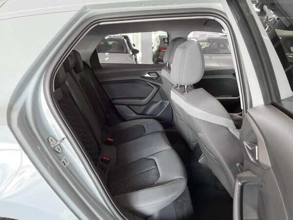 Audi A1 Sportback 30 TFSI S line S tronic NAVI/LED