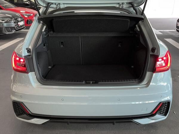 Audi A1 Sportback 30 TFSI S line S tronic NAVI/LED