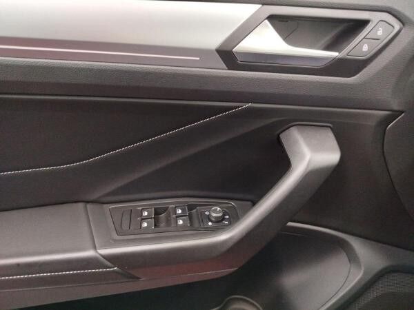 Volkswagen T-Roc Cabriolet 1.0 TSI Navi Spurhalteassistent LED Heckleuchten DAB+