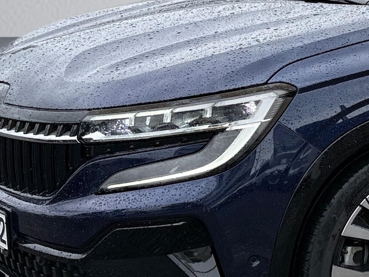 Renault Espace Iconic Full Hybrid 200 Renault Espace Iconic Full Hybrid 200