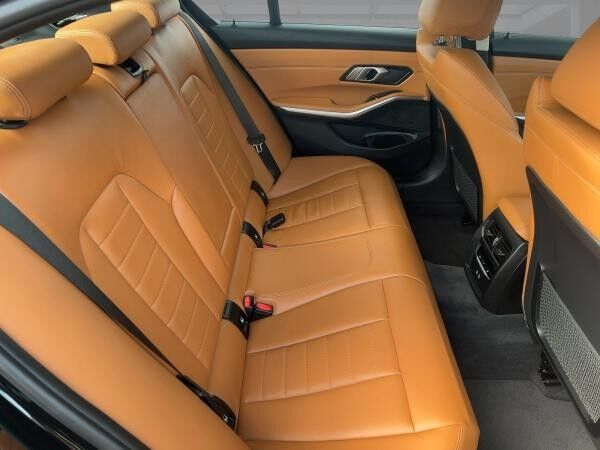 BMW 320 d Mild-Hybrid Luxury Line