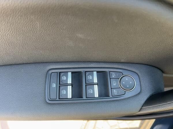 Renault Captur 1.3 TCE 140 Techno