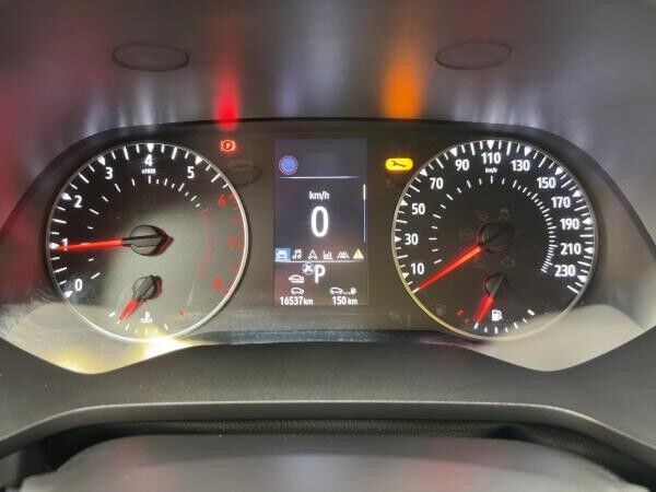 Renault Captur EVOLUTION TCe 140 EDC Mild-Hybrid