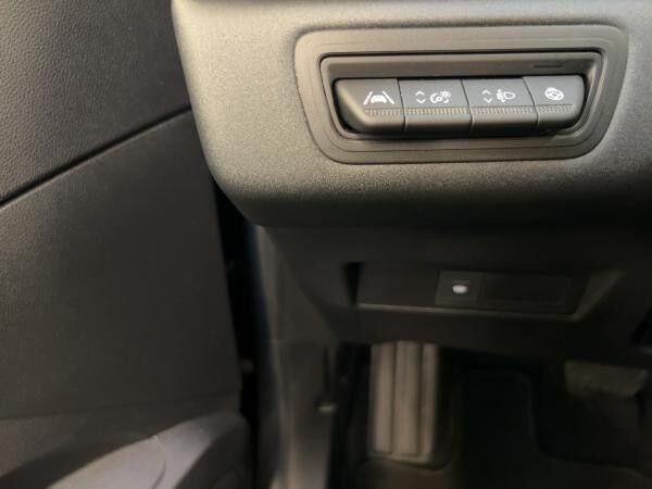 Renault Captur EVOLUTION TCe 140 EDC Mild-Hybrid