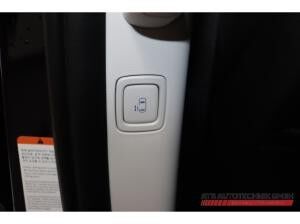 Hyundai STARIA Prime Hybrid 9-Sitzer MY25 1.6 T-GDI Park-Paket Hyundai STARIA Prime Hybrid 9-Sitzer MY25 1.6 T-GDI Park-Paket