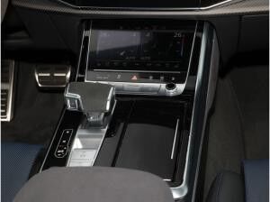 Audi RS Q8 SUV performance