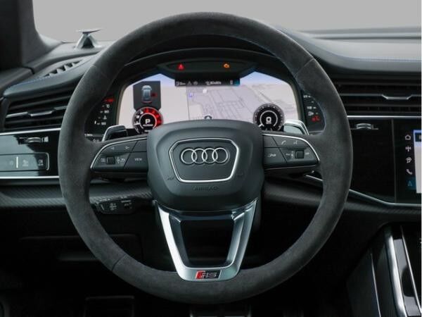 Audi RS Q8 SUV performance