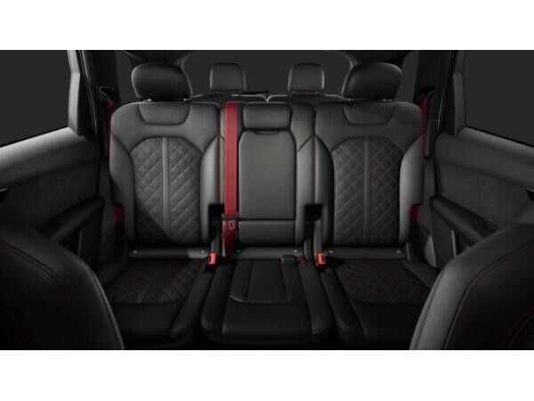 Audi Q7 TDI quattro S line business