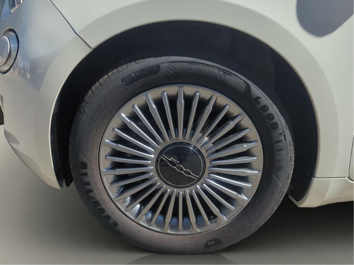 Fiat 500e -Sofort verfügbar-