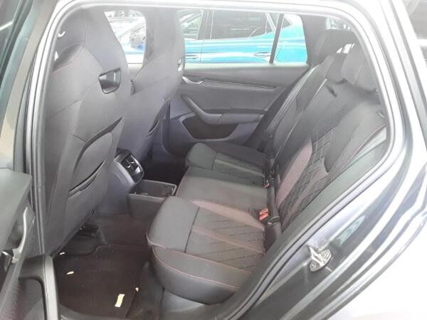 Skoda Octavia Combi 2.0 TFSI DSG RS*CANTON*HUD*LED*PANO*PDC*SHZ*NAVI*KLIMA