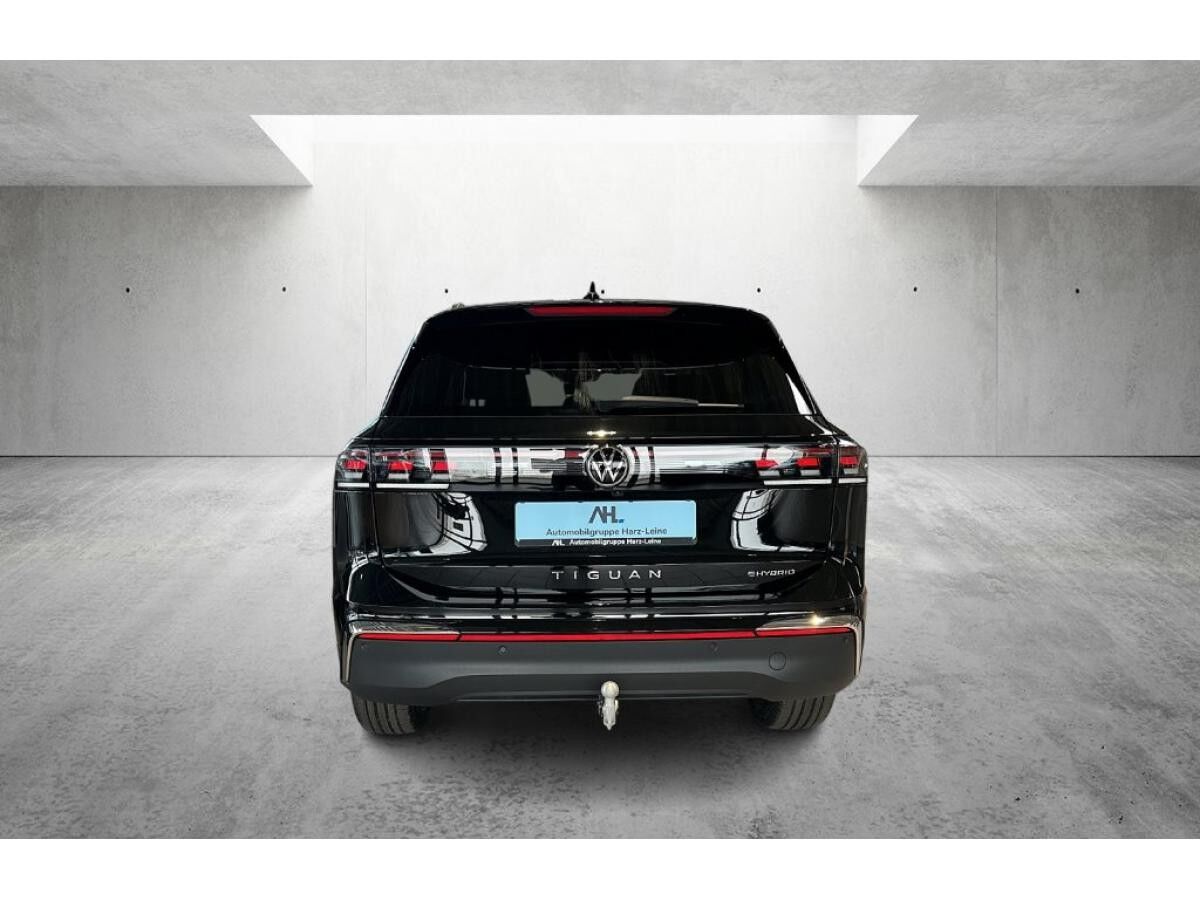 Volkswagen Tiguan Elegance 1.5 l eHybrid *AHK*NAVI*IQ.Drive*IQ.Light*20Zoll*WKR*