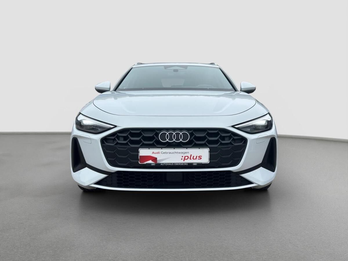 Audi A5 Avant TDI 5JGar Kameera App Fahren Parken