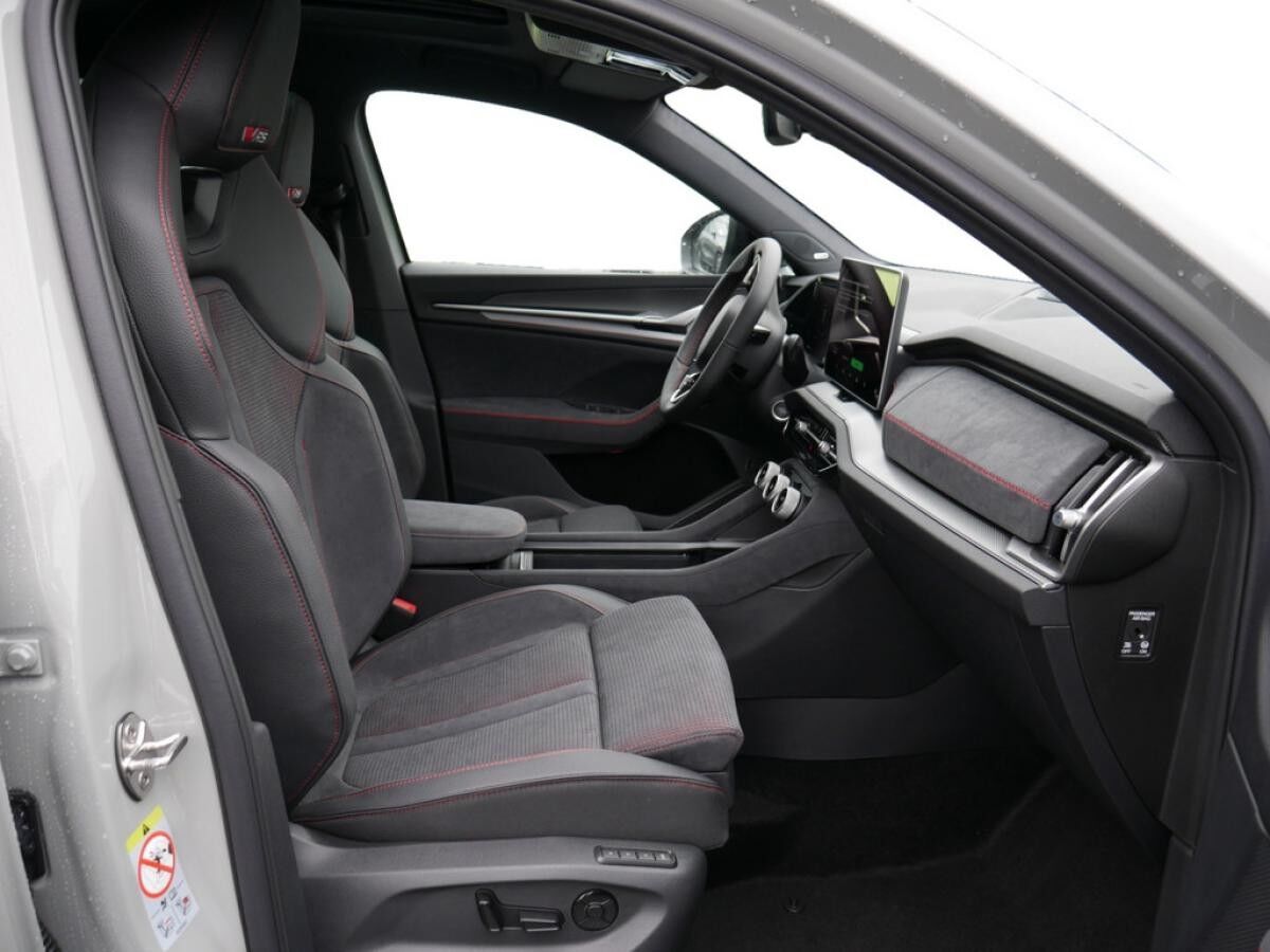 Skoda Kodiaq RS 2.0 TSI 4x4 - KEYLESS NAVI PANO 7-SITZER *SN895*