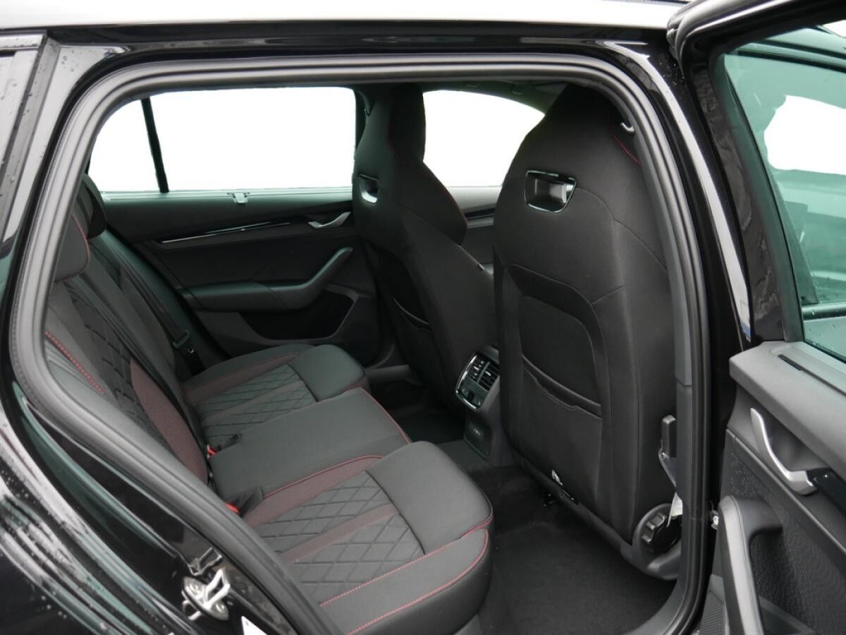 Skoda Octavia Combi 2.0 TSI RS ACC NAVI KAMERA MATRIX-LED *892*